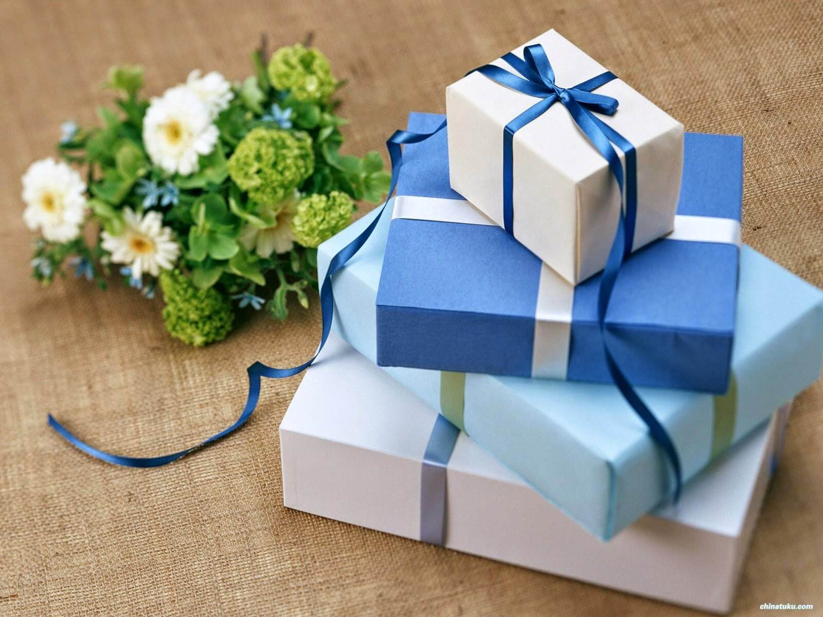 Gợi ý 10 món quà tặng sinh nhật bố chồng ý nghĩa nhất 2022